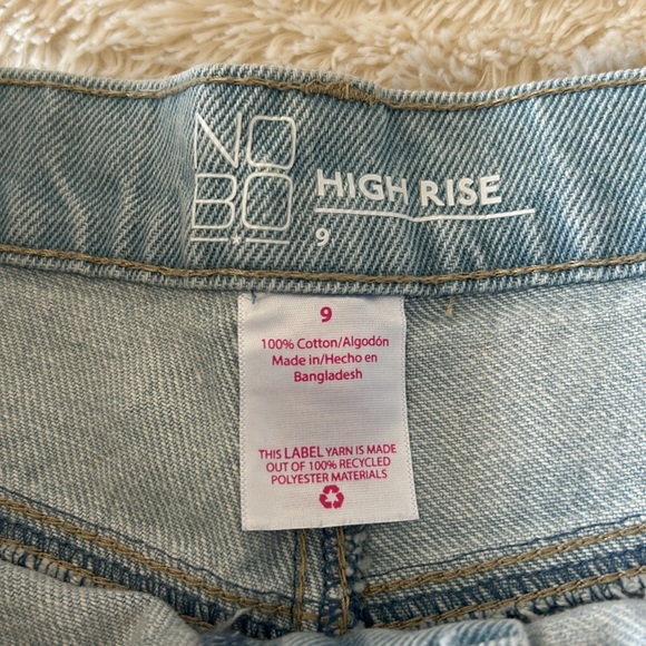 No Boundaries cut off jean shorts size 9 - Picture 6 of 16
